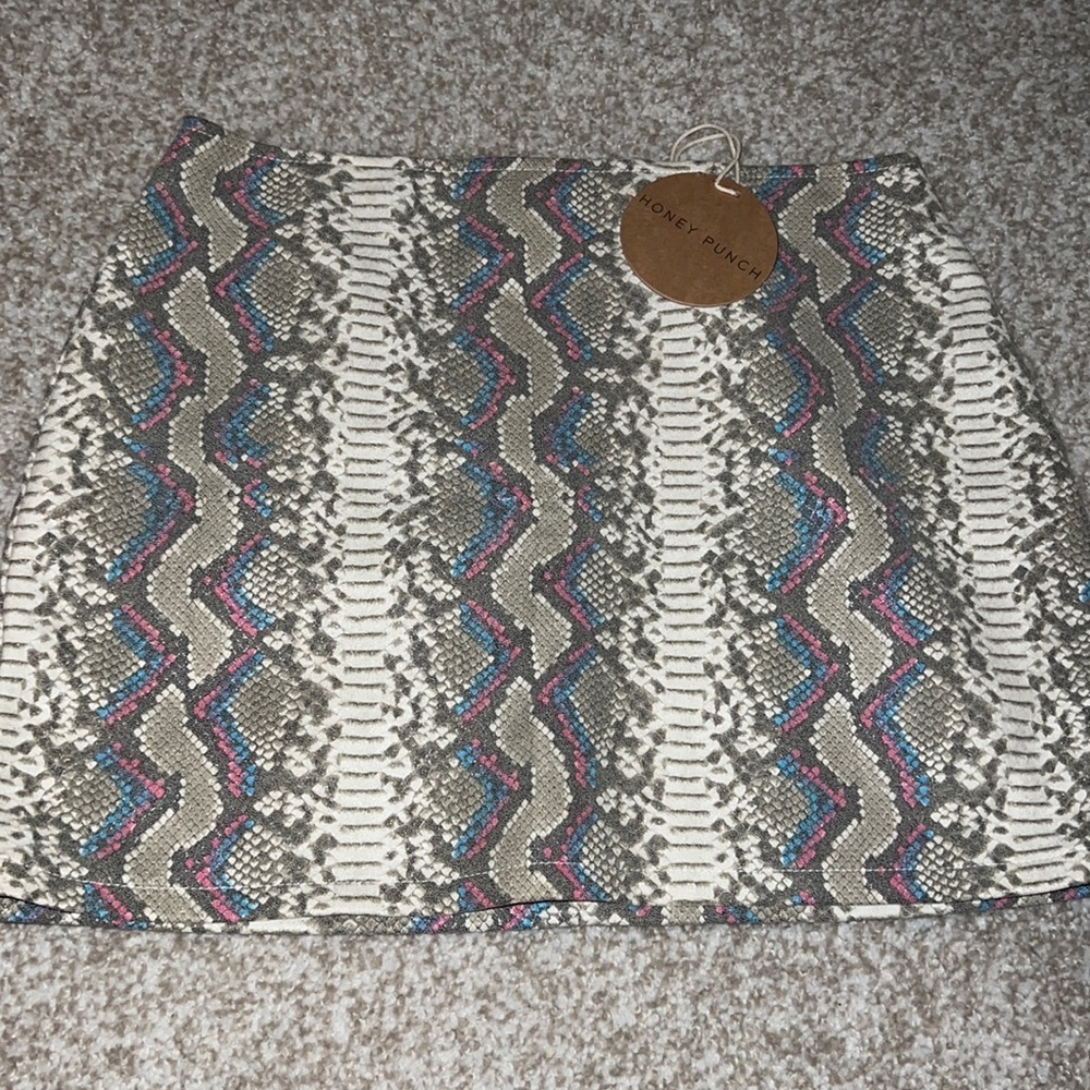 Brand new woman’s skirt
